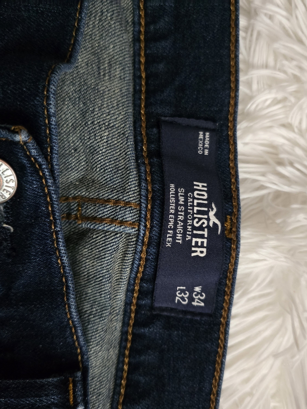 Hollister Slim Straight Jeans in Dark Blue Wash - Picture 2 of 4